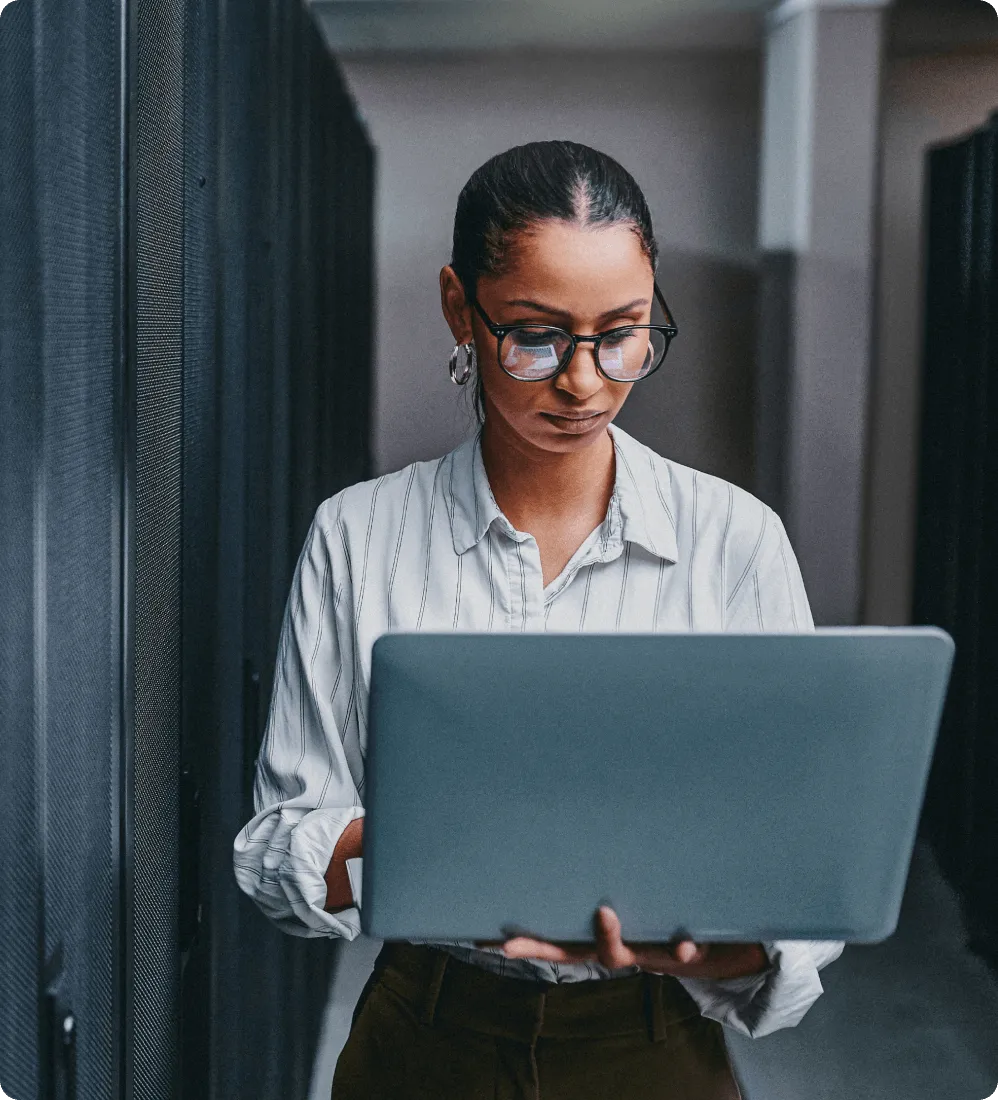 A female IT professional checking RingCentral's service level online using her laptop